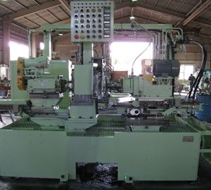 Drilling Machine : 穴明け機械